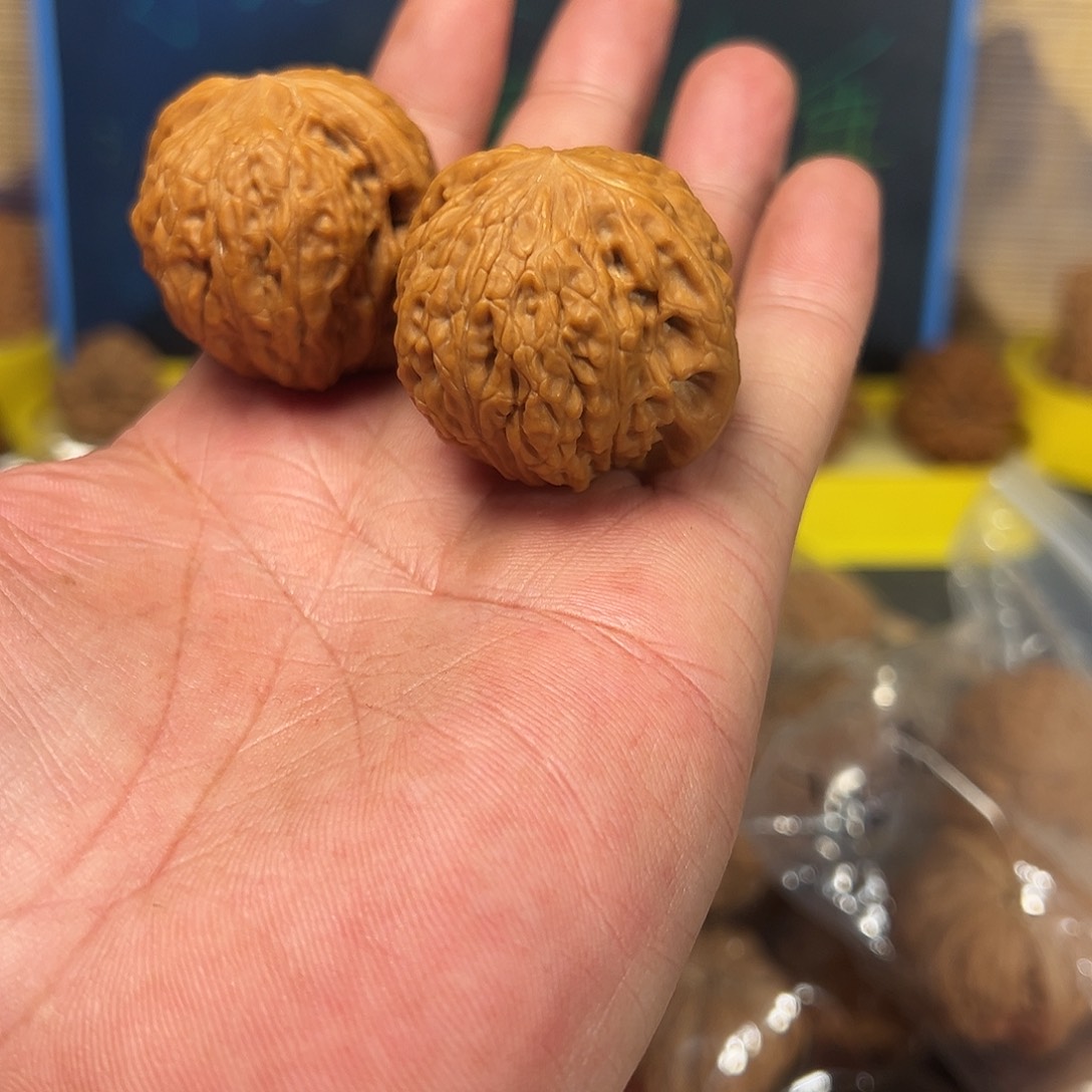 文玩核桃吊坠無*铁锤