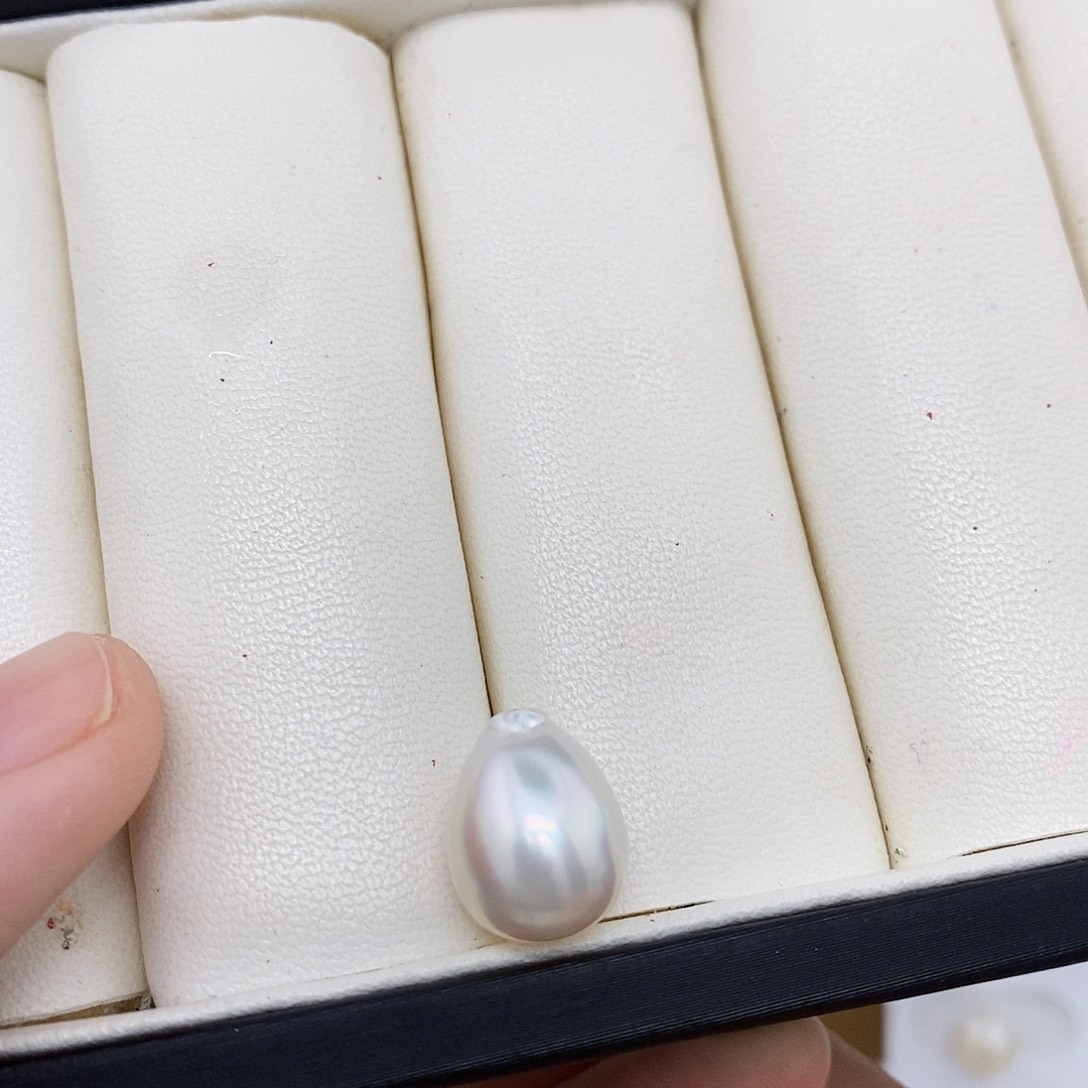 颈饰海水珍珠未镶嵌