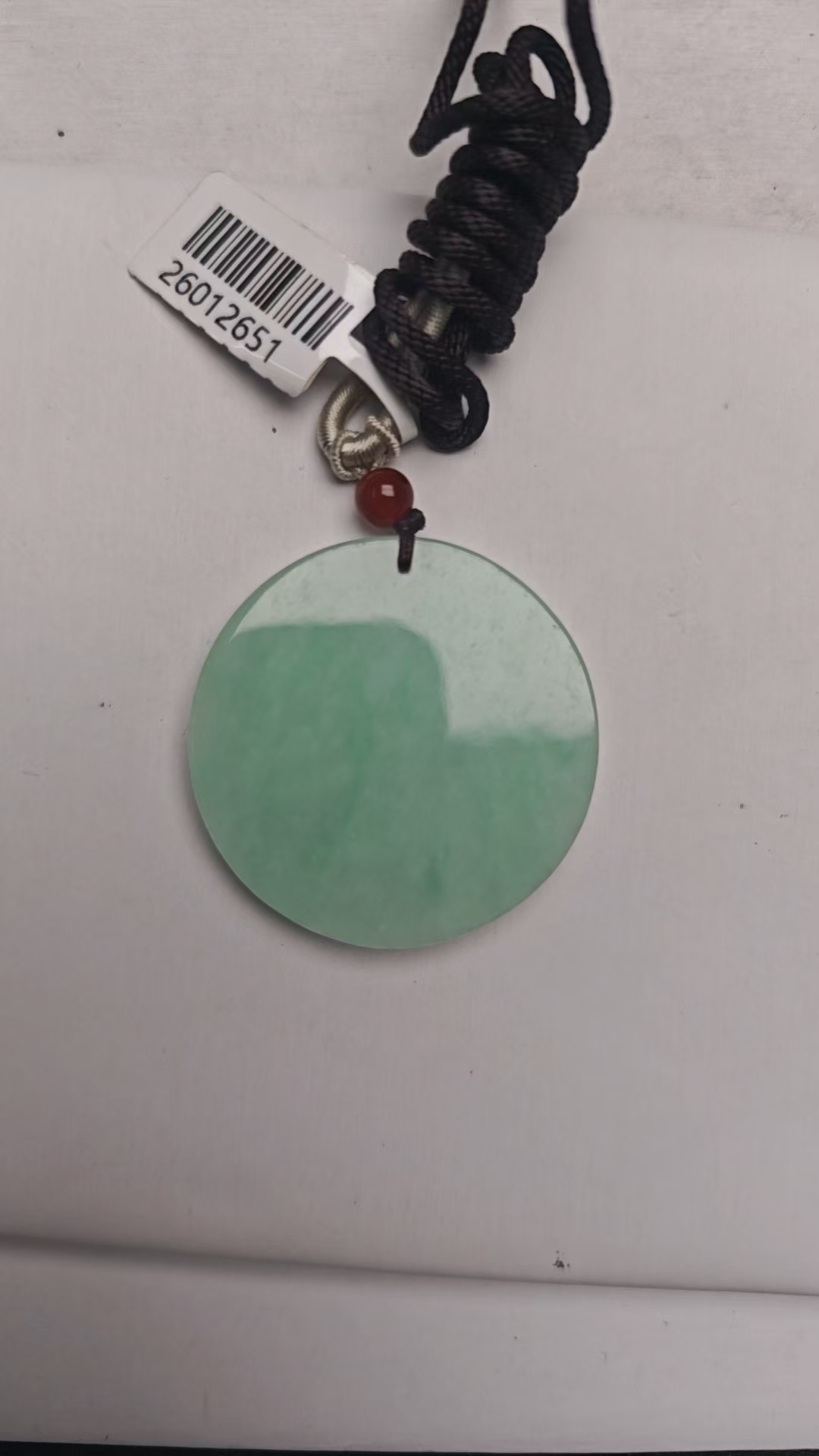 YY23翡翠常规吊坠【邂逅翡翠高冰吊坠，冰透绿意，开启浪漫时光】
