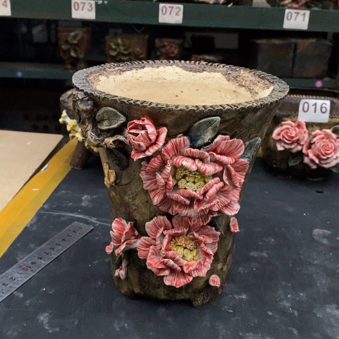 红陶青藤花器多肉花盆