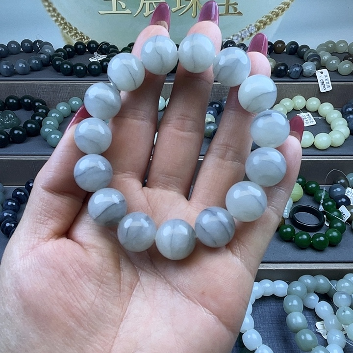 @***荣和田玉未镶嵌手链