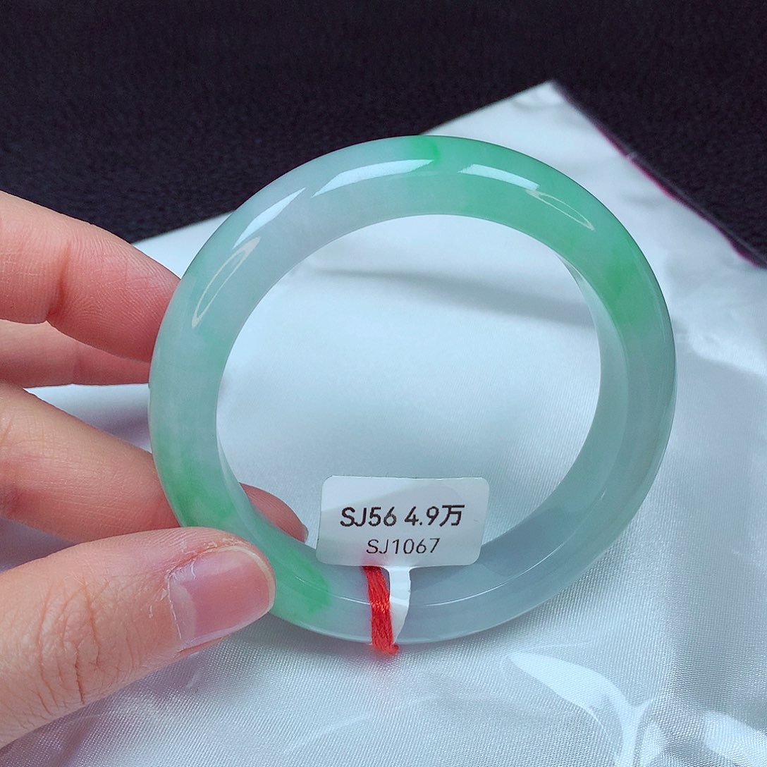 翡翠手镯未镶嵌手镯57