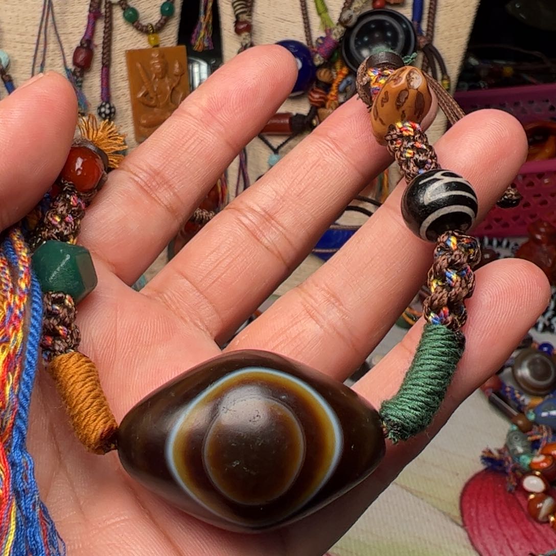 玛瑙/玉髓颈饰未镶嵌