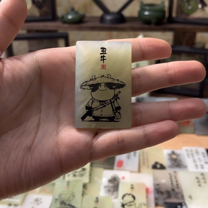 蛇纹石玉合金颈饰