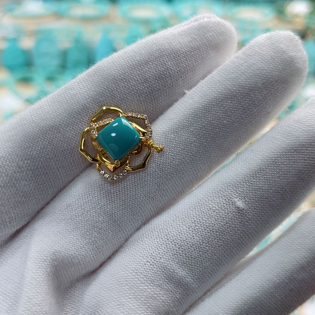 绿松石珠宝奇石18K金镶嵌