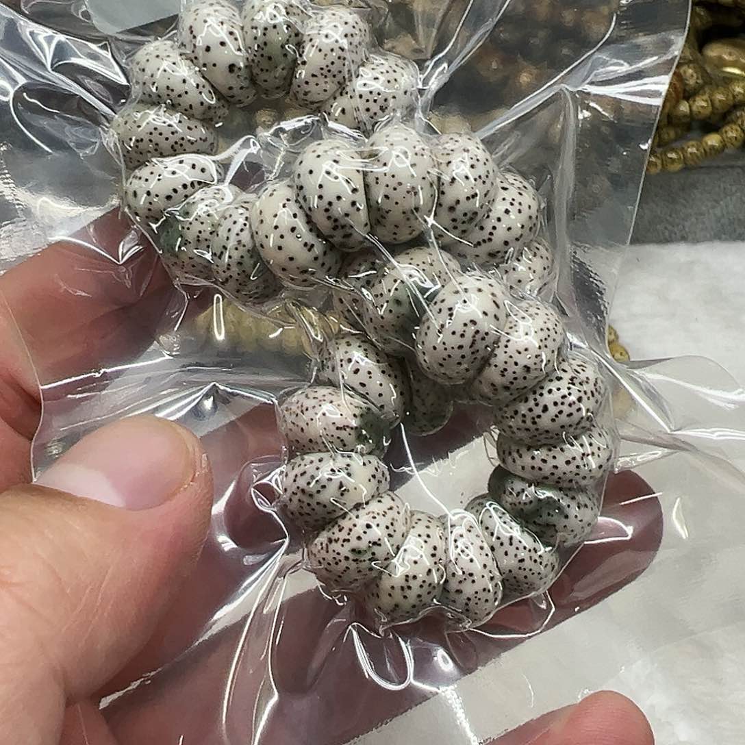 星月菩提手串12星月菩提单圈大肠1.3