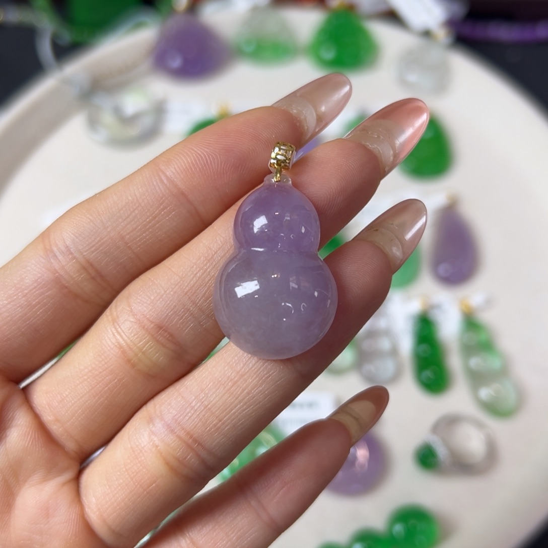 元***者翡翠未镶嵌颈饰葫芦直播编号m8996