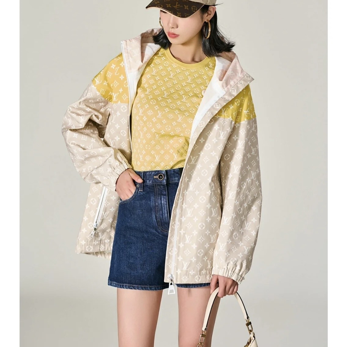 99新 LouisVuitton/路易威登 D500928/拼色老花满印冲锋外套/34码