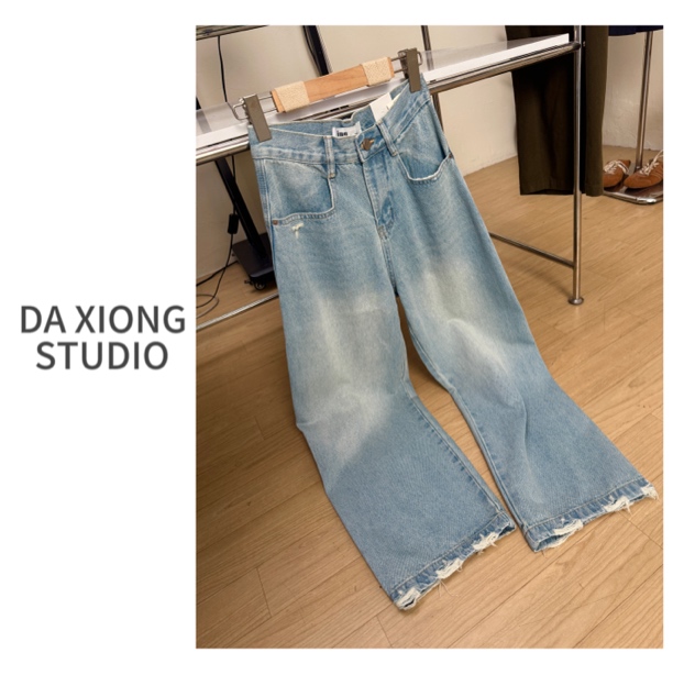 3319# “茧形裤”浅蓝复古丹宁 石磨水洗加立体剪裁诠释质感与版型