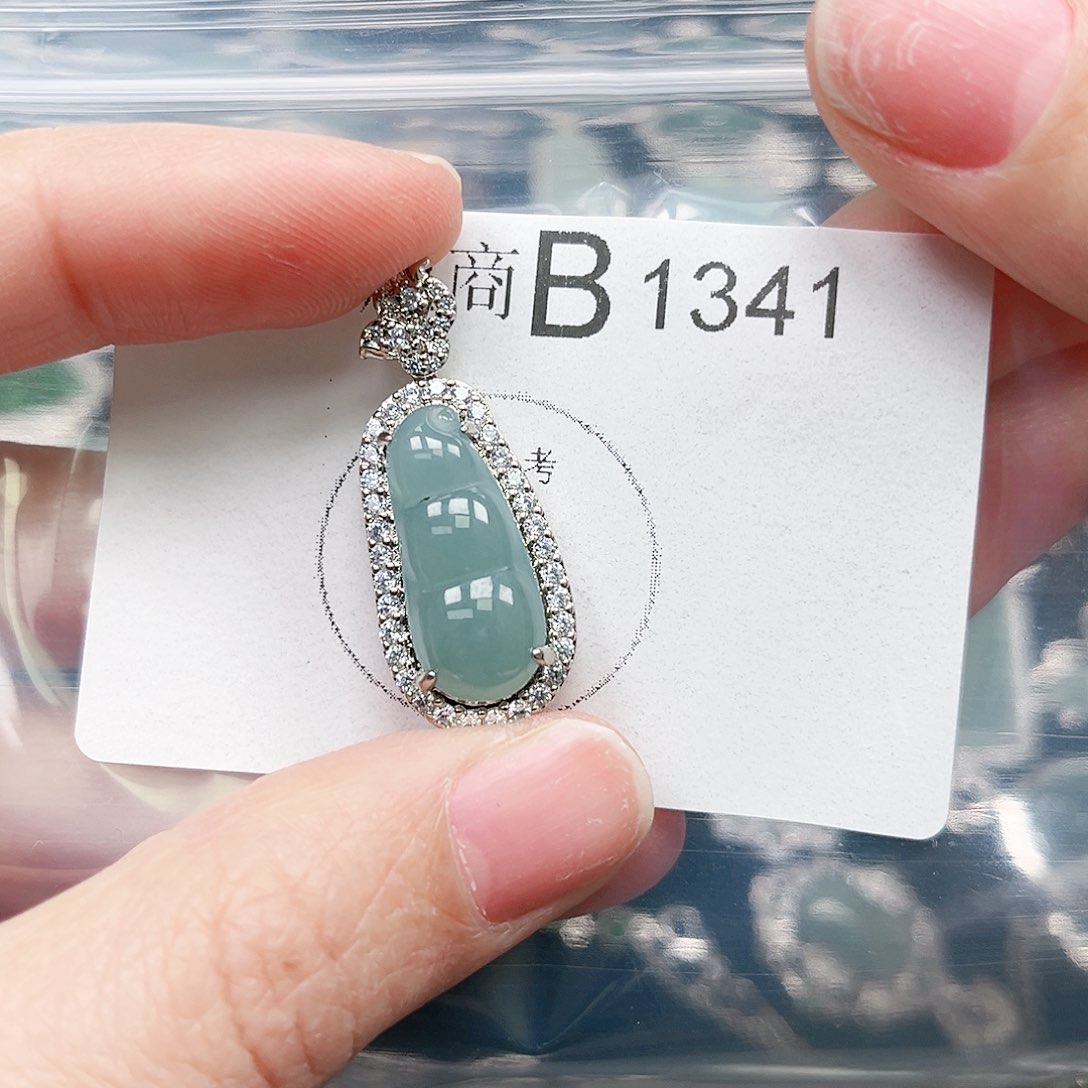 翡翠颈饰未镶嵌翡翠1341