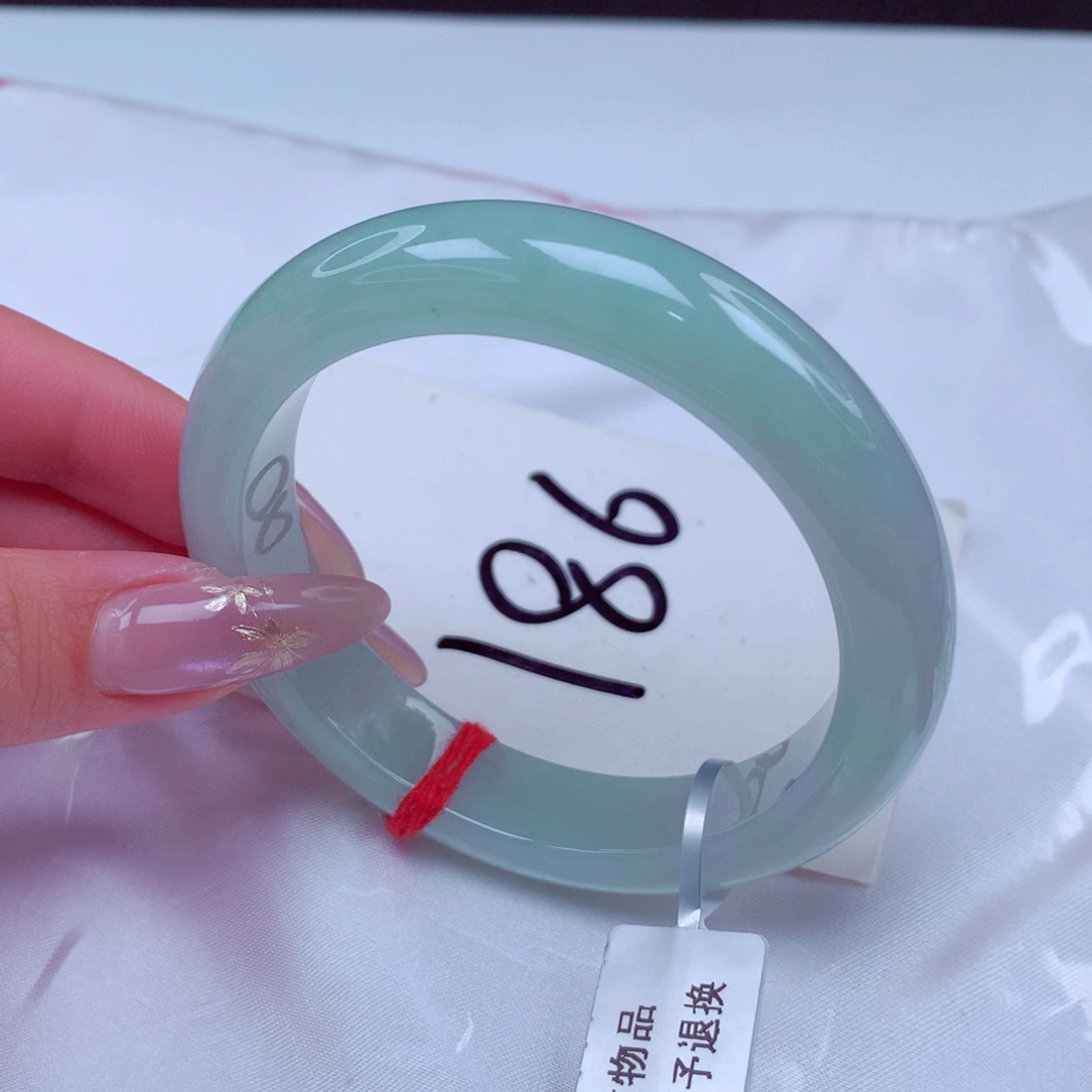 翡翠手镯未镶嵌翡翠53
