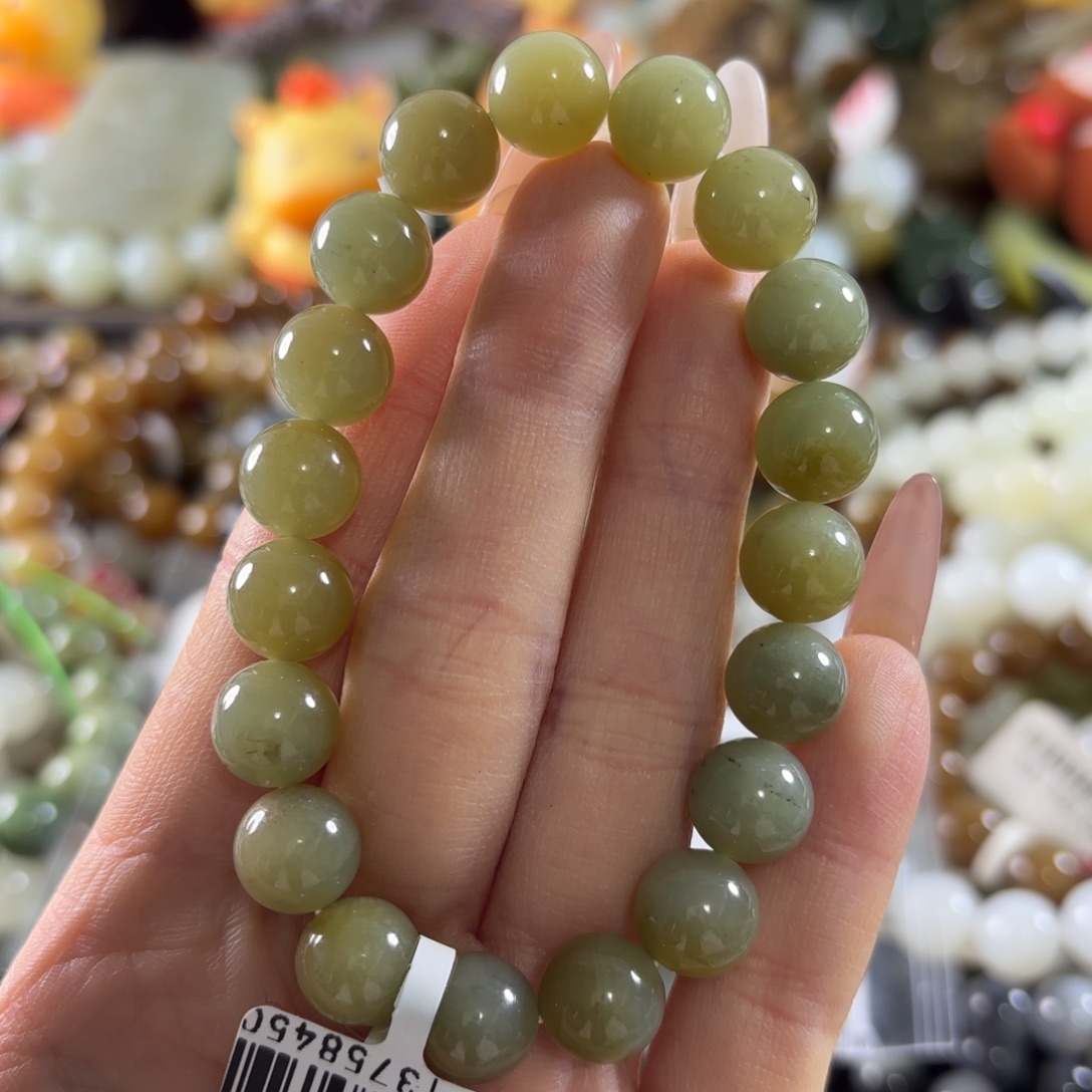 和田玉未镶嵌手串157