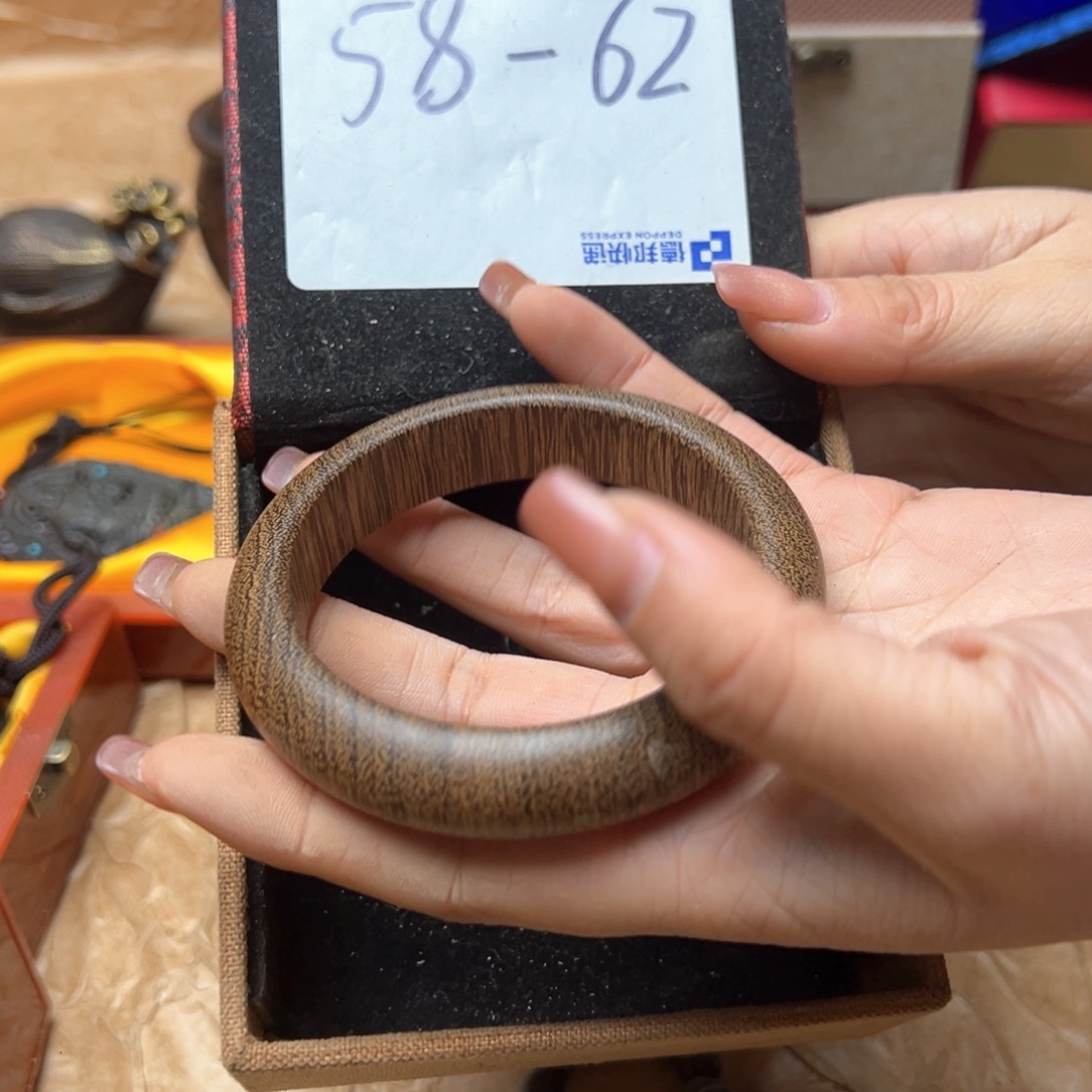 滴血莲花菩提吊坠