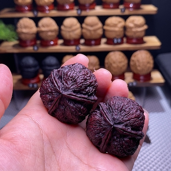 文玩核桃把件石玉三棱10