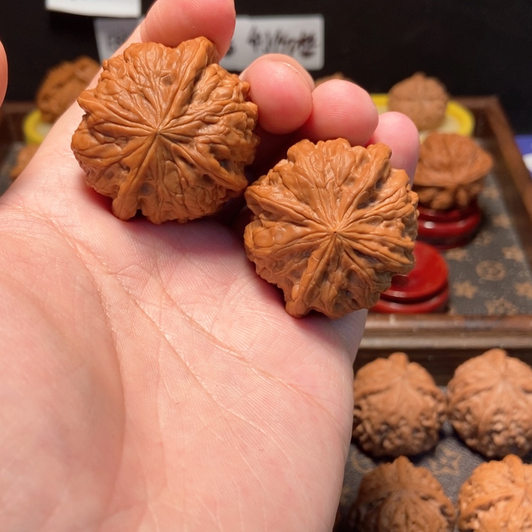 吊坠文玩核桃凹底4麟43尺11123