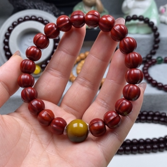 王*伟猴头关的一个小镇上的