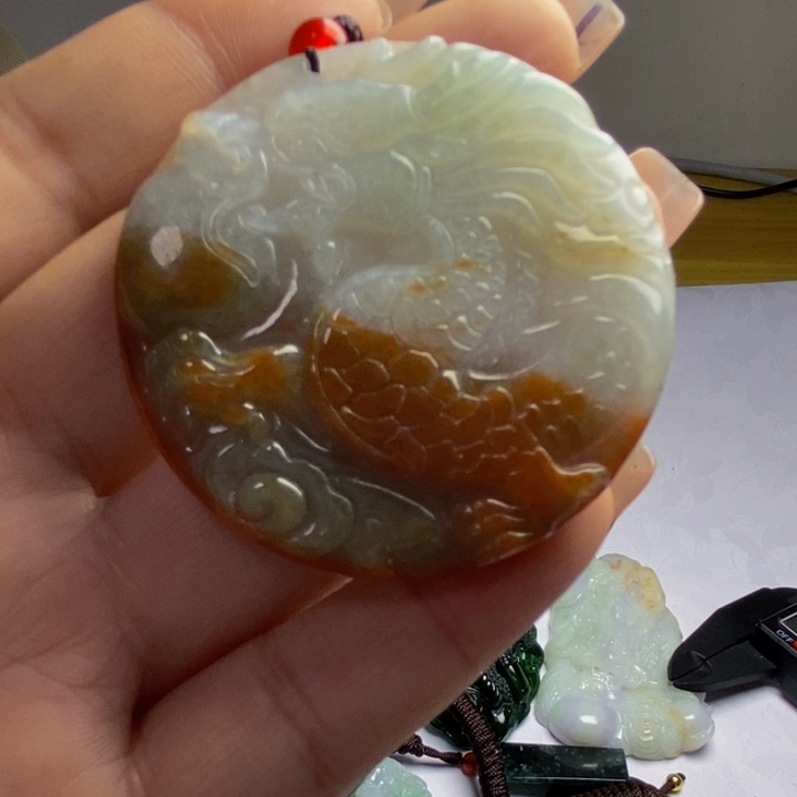 翡翠未镶嵌颈饰翡翠