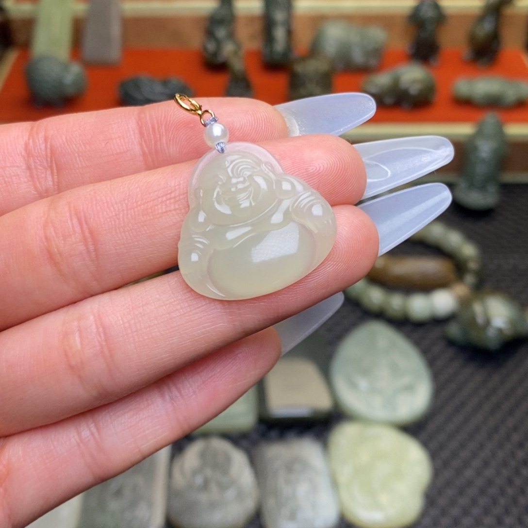 和田玉颈饰未镶嵌