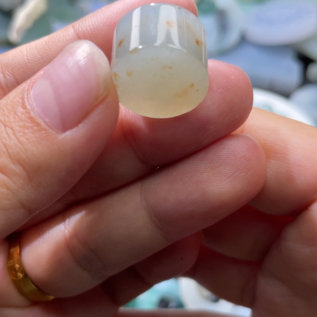 定制翡翠未镶嵌天然翡翠冰洒金桶珠