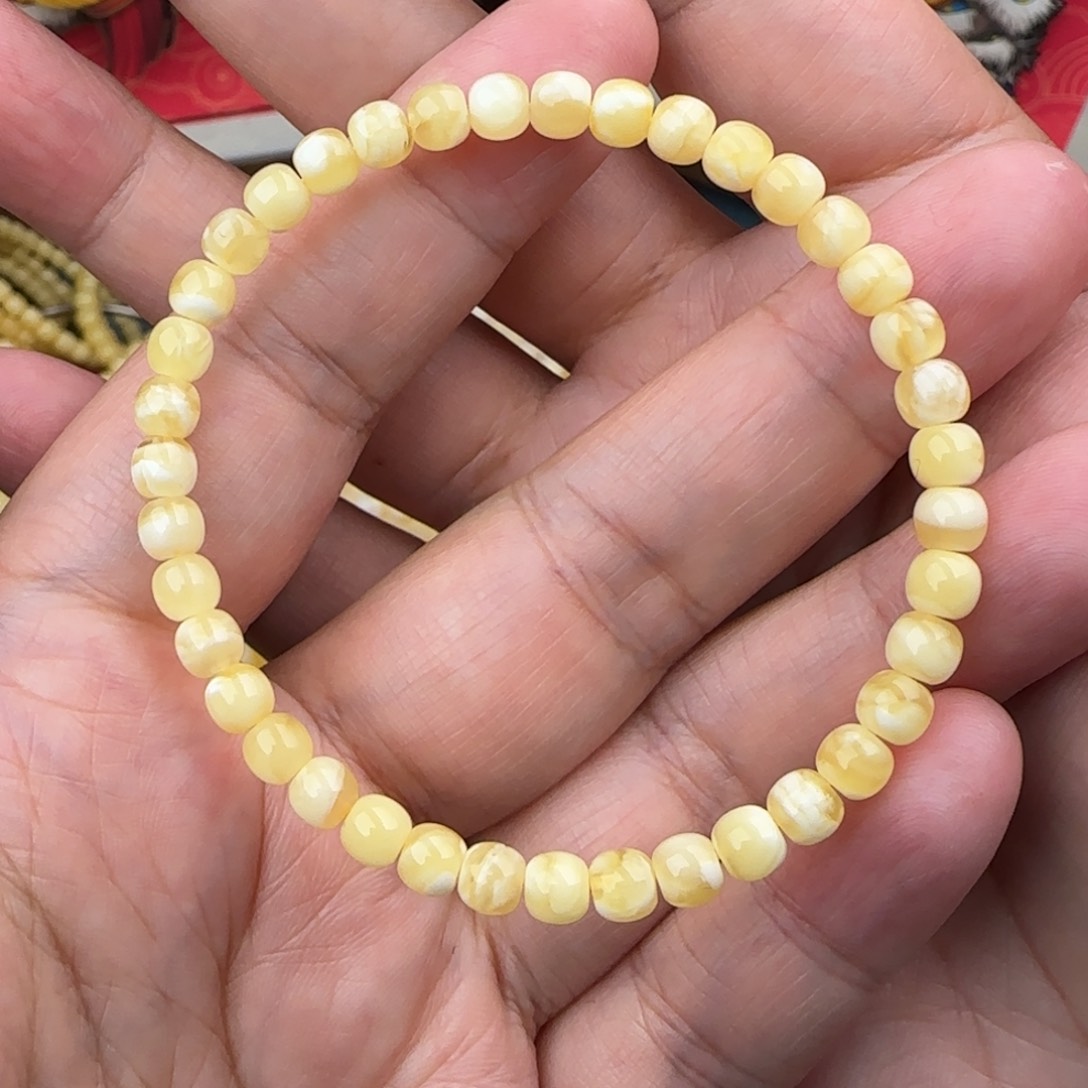 琥珀手链未镶嵌5咪