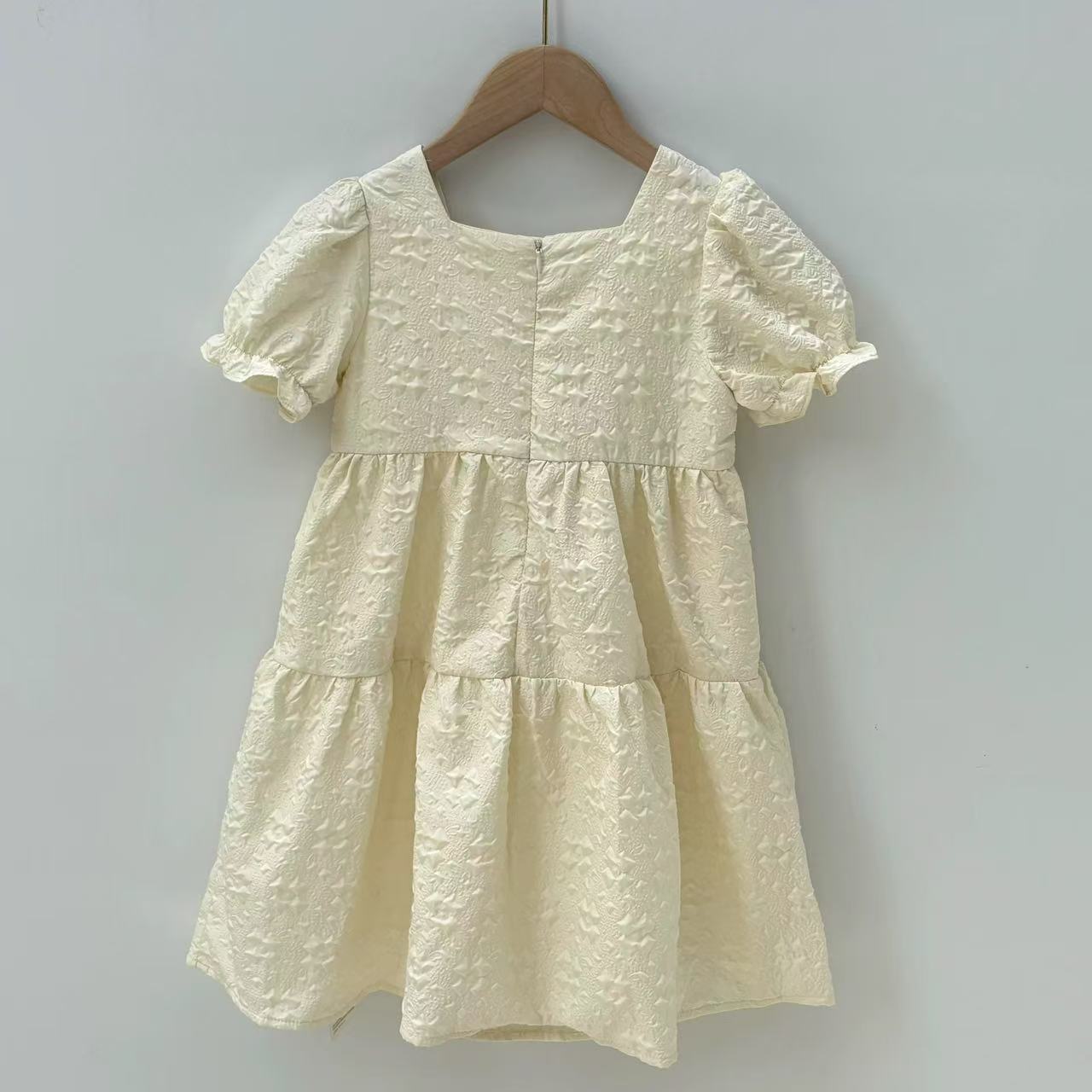 Q003七秒易购洋气方领珍珠蝴蝶结连衣裙