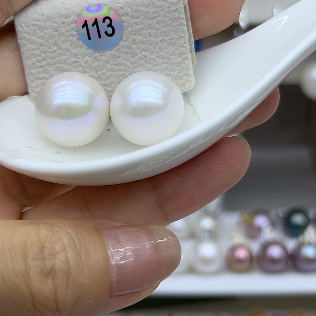 银S925镶嵌淡水珍珠耳饰?****?拍四单素钉