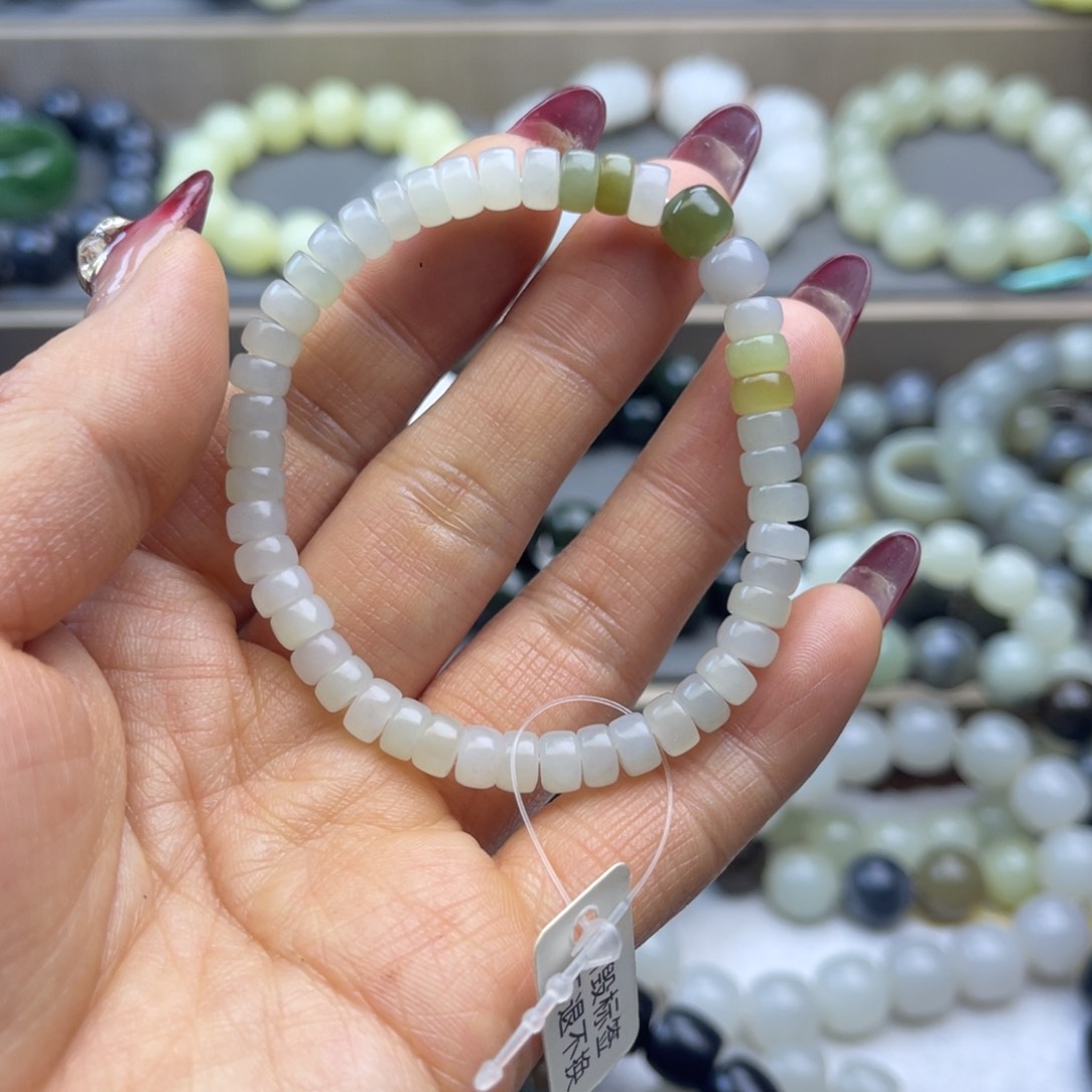 和田玉手链未镶嵌