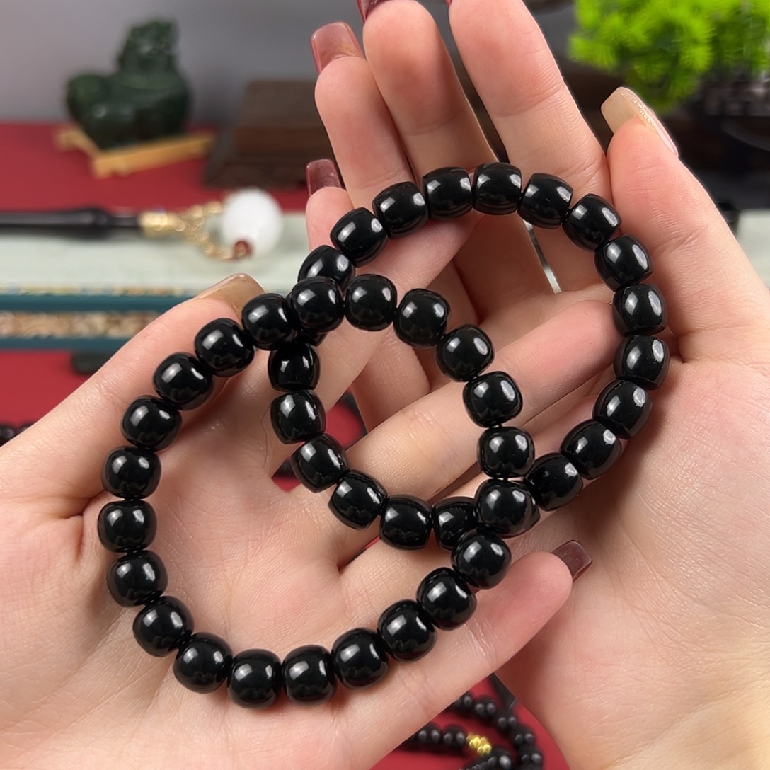 和田玉（糖玉）未镶嵌手链