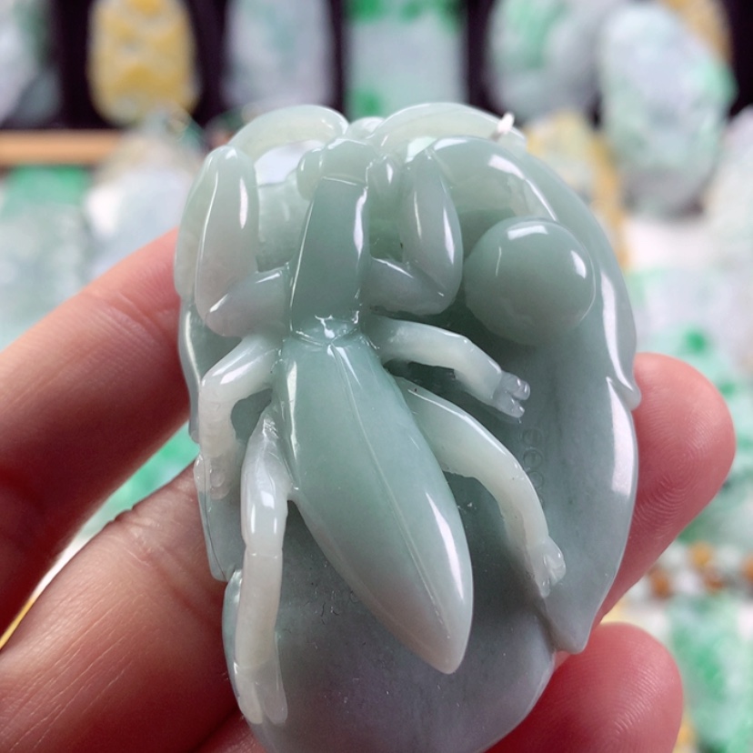 【闪购商品】翡翠吊坠(不含链)未镶嵌