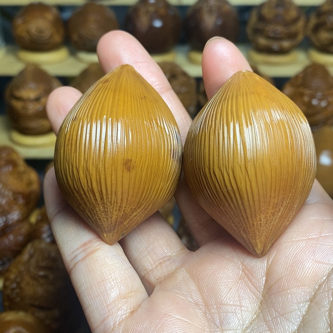 【闪购商品】核桃木/黑胡桃（胡桃木）朝*橄榄核雕工艺瑕疵