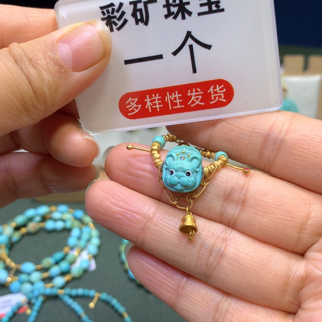 绿松石戒指18K金镶嵌