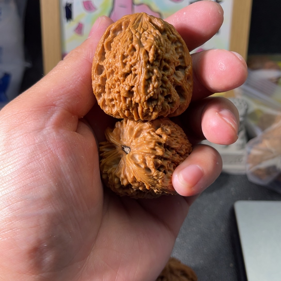 文玩核桃吊坠8*后南疆