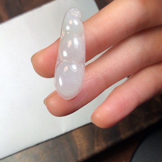 翡翠未镶嵌颈饰缅甸A货，每天下午1点半开播