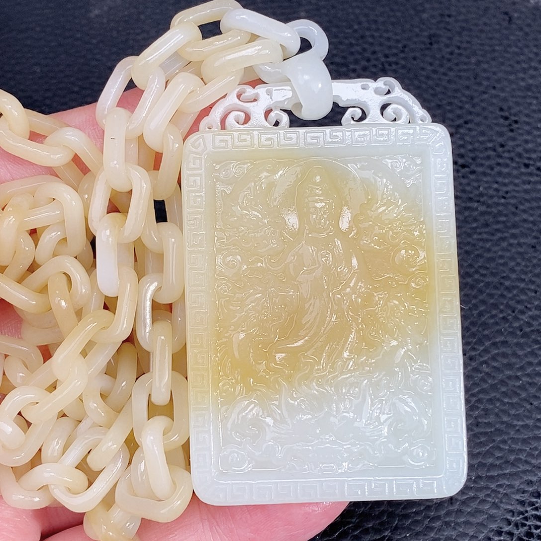 和田玉未镶嵌颈饰