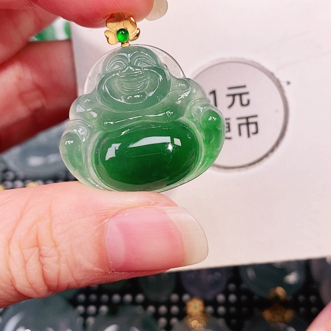 翡翠18K金镶嵌颈饰