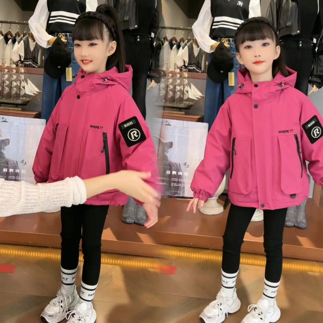 女童春装春秋加棉加厚冲锋衣中大童2025女孩连帽宽松外套百搭棉衣
