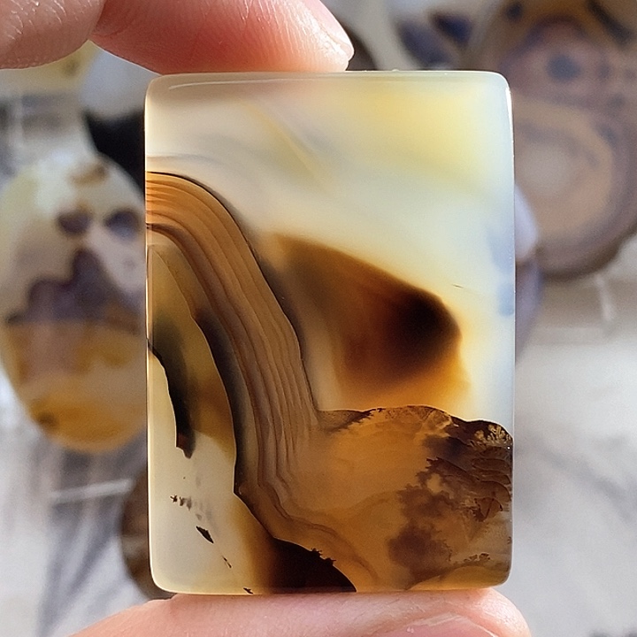 玛瑙/玉髓颈饰未镶嵌