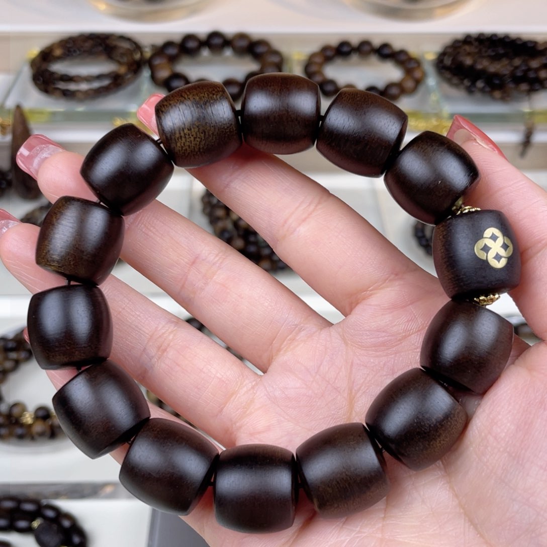 沉香手串Z****e越南芽庄白棋