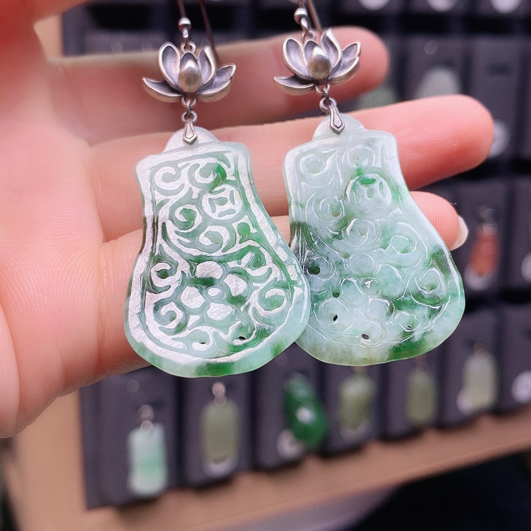 财***通翡翠银S925镶嵌耳饰