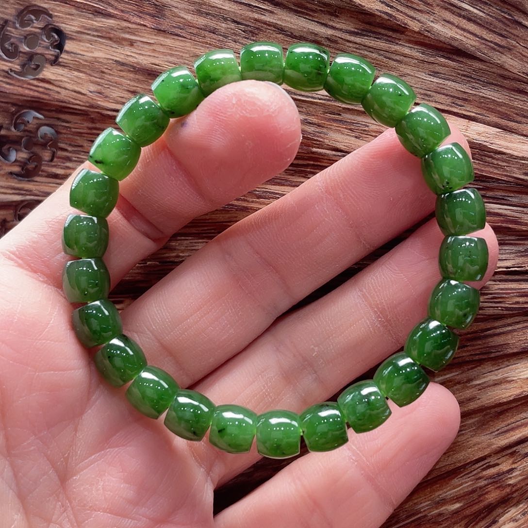 和田玉手串未镶嵌7.8直切