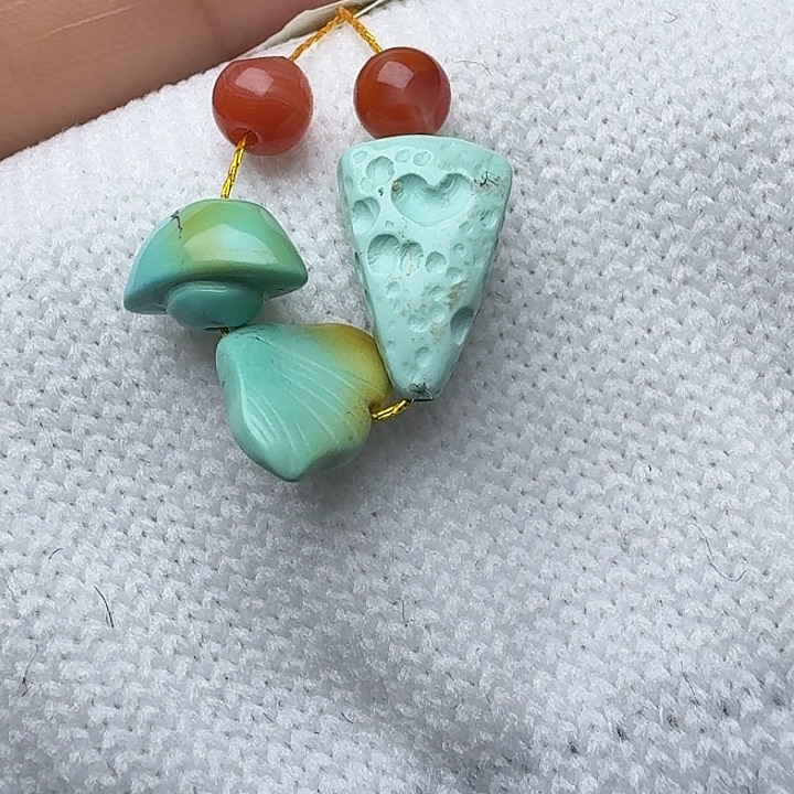 南红玛瑙未镶嵌珠宝奇石