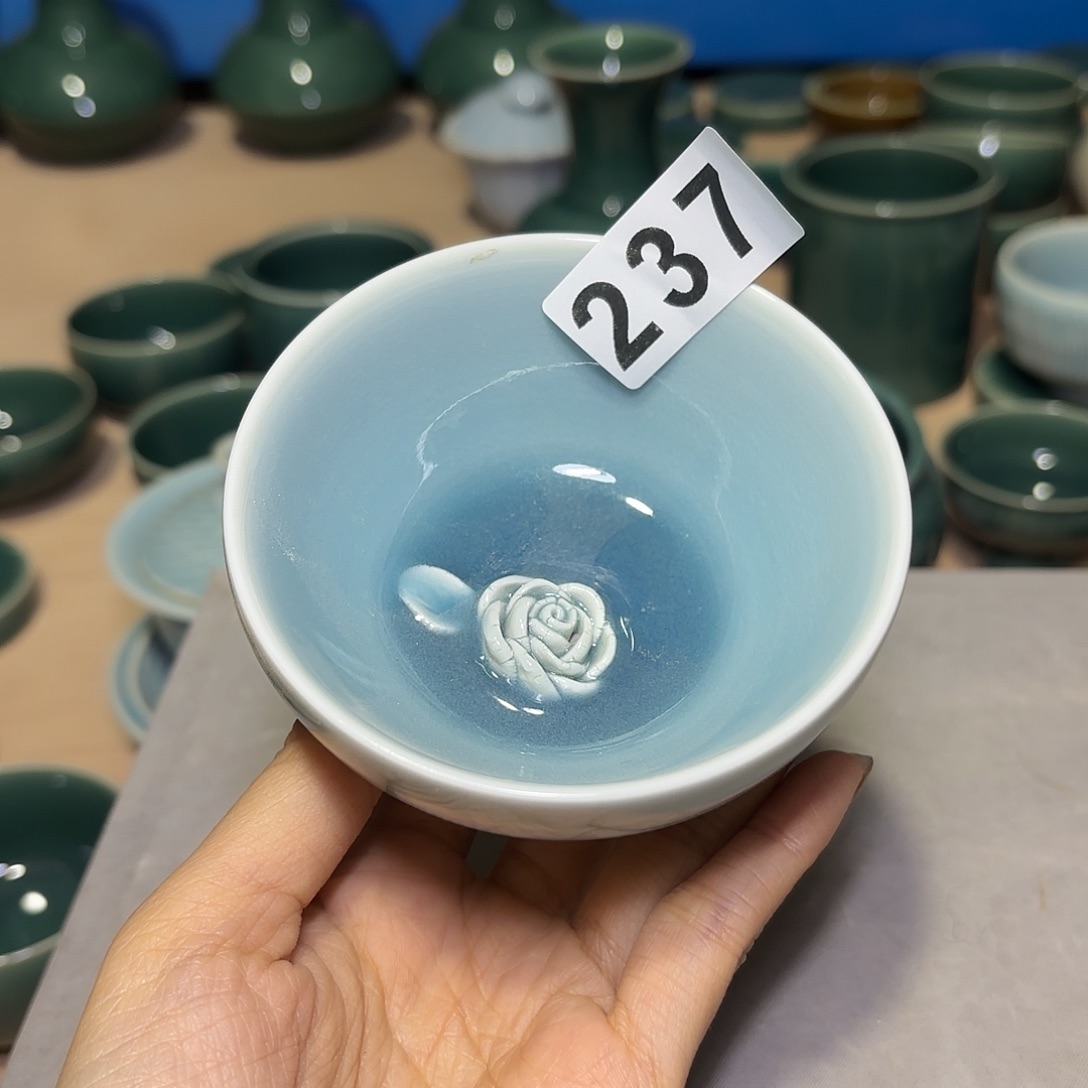 龙泉云间青瓷小米茶器