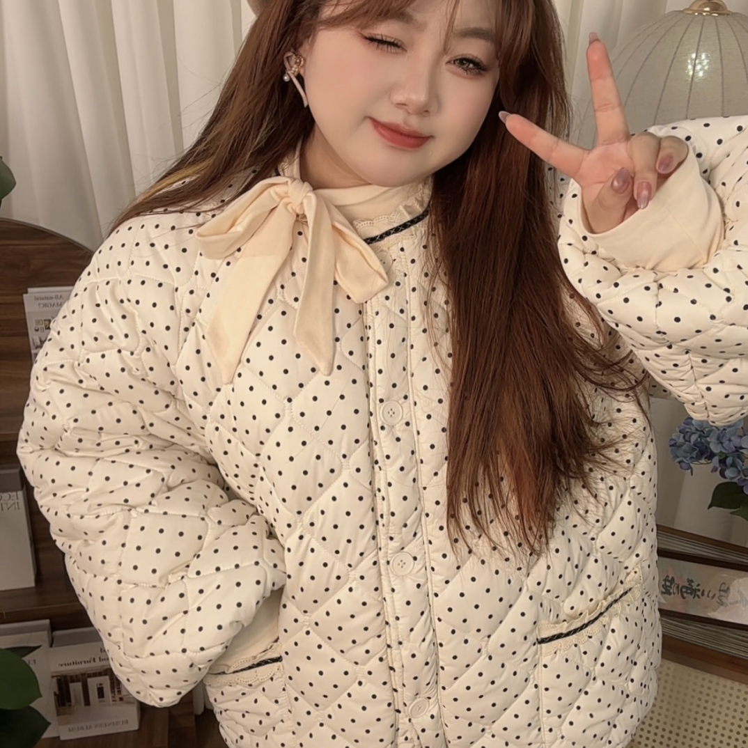 大码女装胖mm日系减龄设计感花边拼接夹棉波点棉服外套女加厚