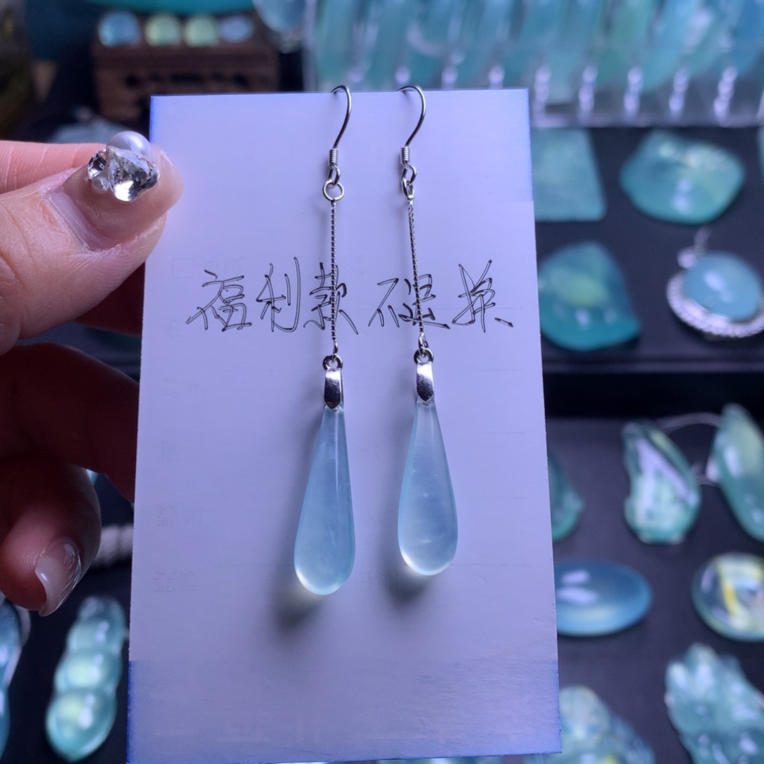 蛇纹石玉耳坠未镶嵌