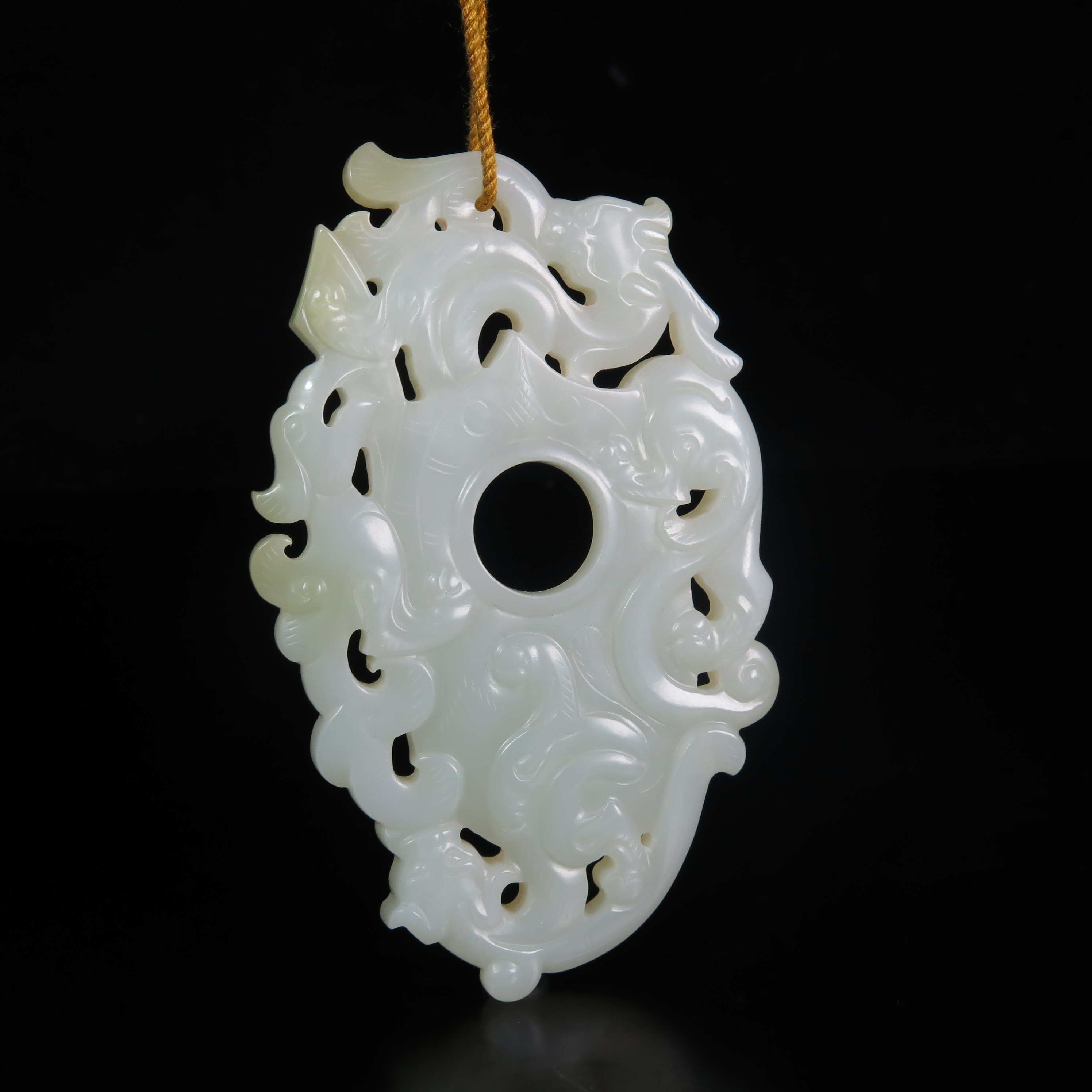 清代镂雕韘形佩/MZ513404/和田玉/民族文物