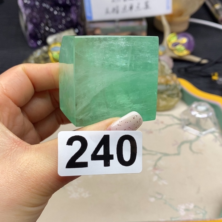 水晶未镶嵌珠宝半成品