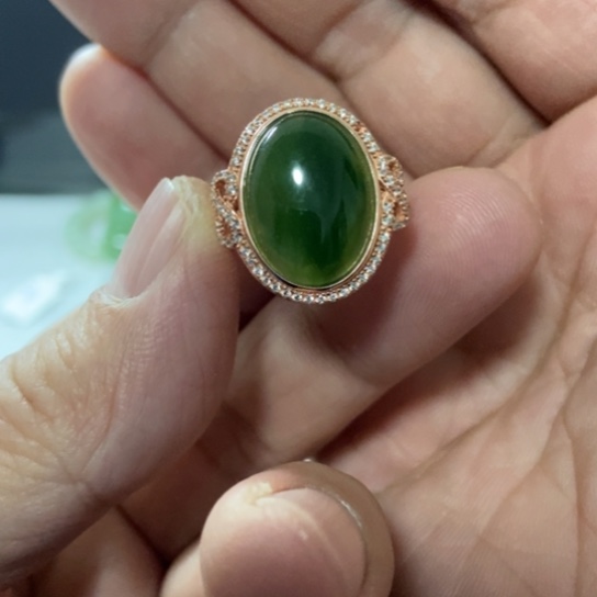 是****和田玉（碧玉）银S925镶嵌戒指缺一镶嵌