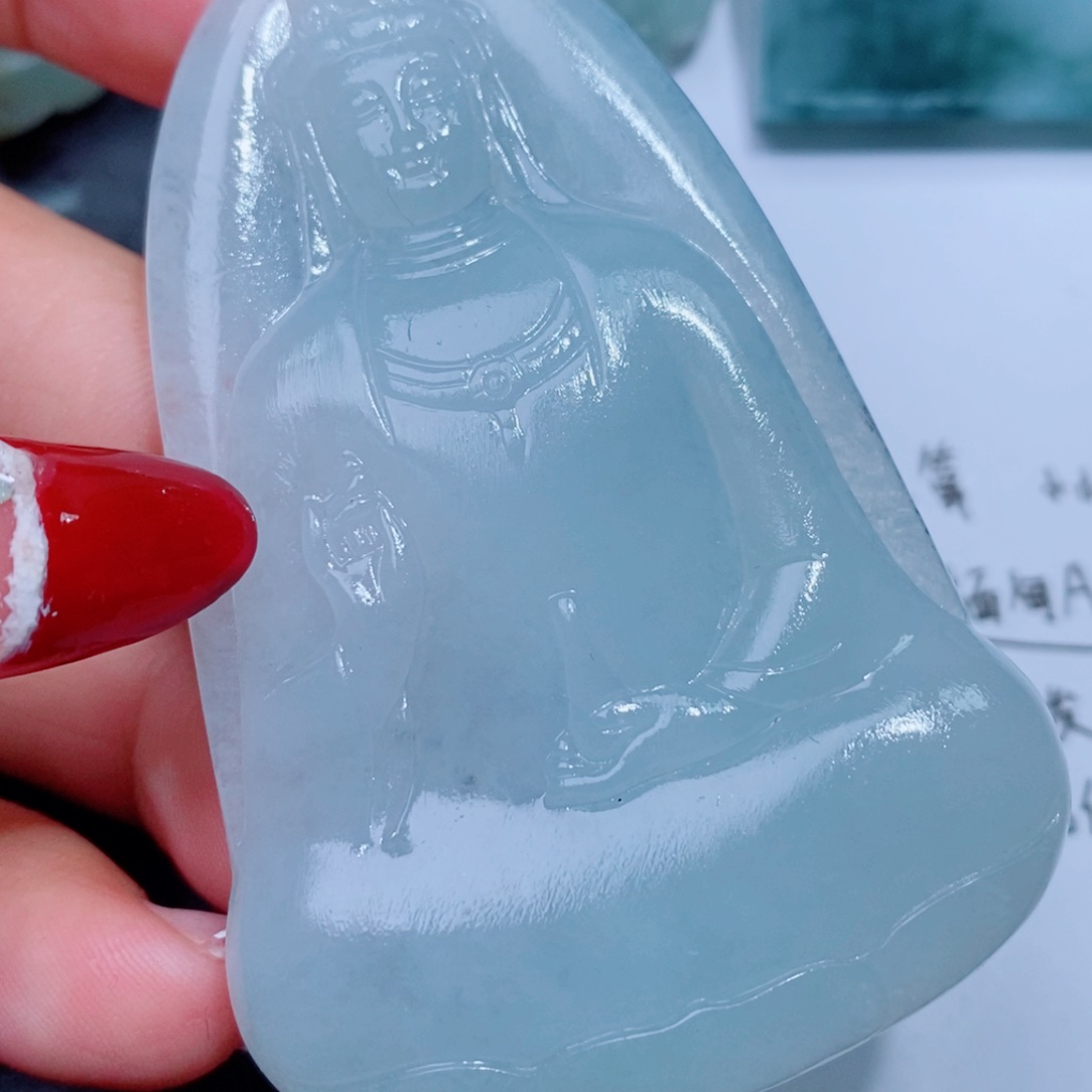 定制翡翠吊坠未镶嵌