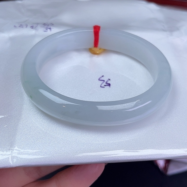 翡翠未镶嵌手镯53圈贵妃