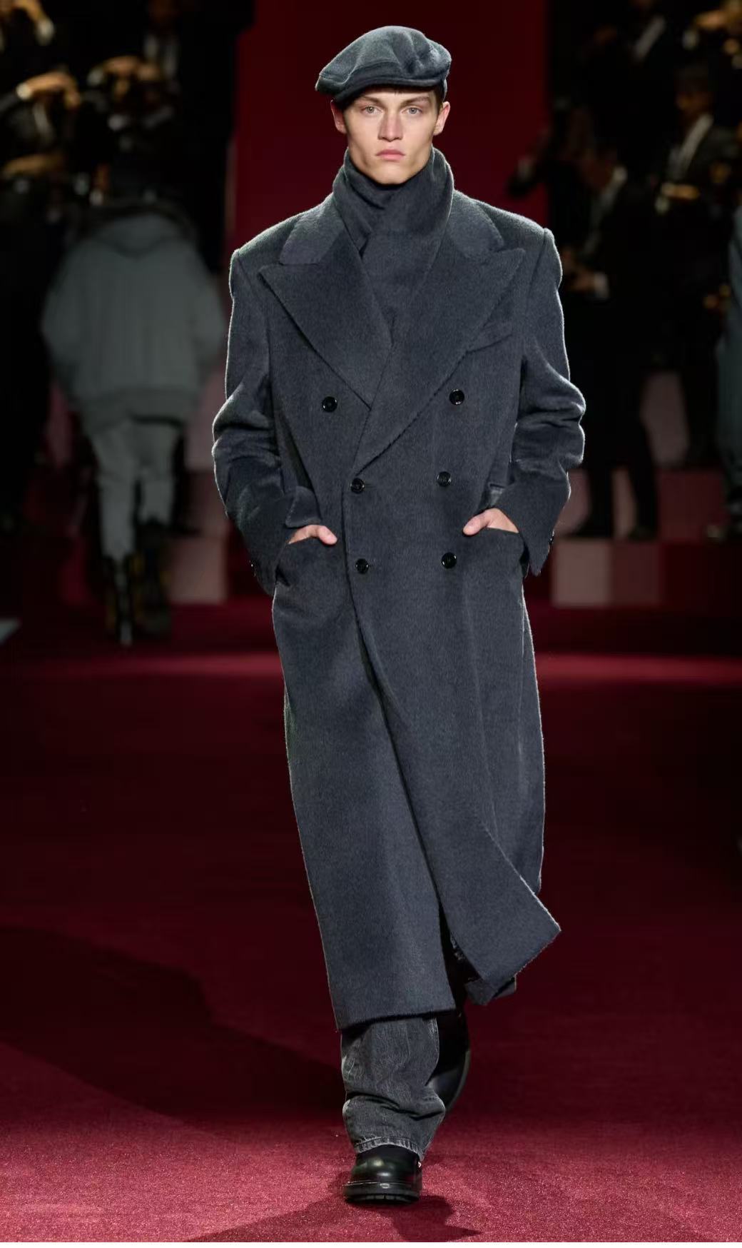 男士速干加绒赛级半拉链卫衣